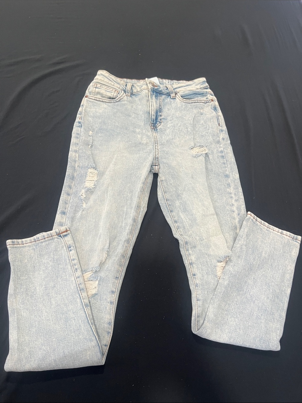 Light Wash Distressed Women’s Jeans